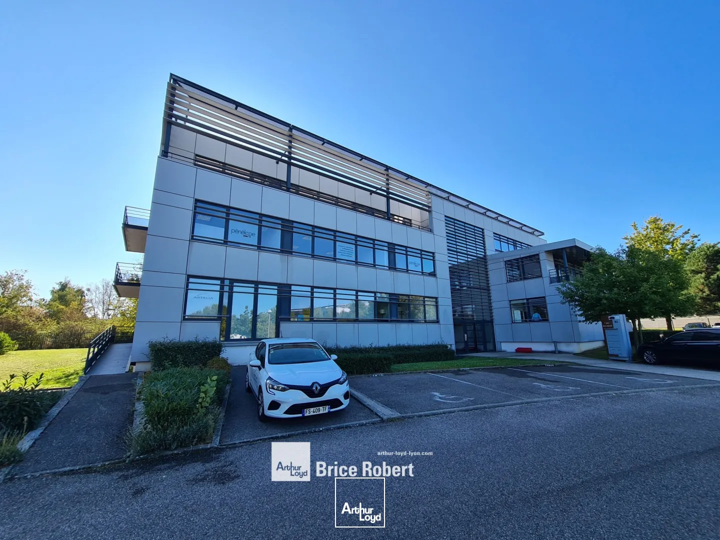 A louer - EUROPARC- Bureaux au sein d'un complexe tertiaire de dernière génération - Saint Priest