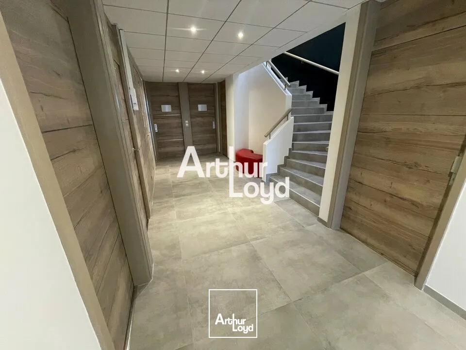 Bureaux à louer 110.11 m² Sophia Antipolis - Environnement paysager