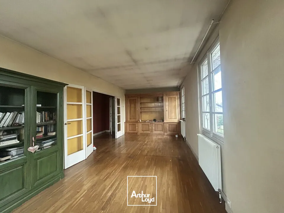 Champforgeuil -Proximité sortie autoroute