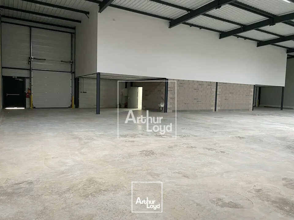 BONDOUFLE - LOCAL A LOUER