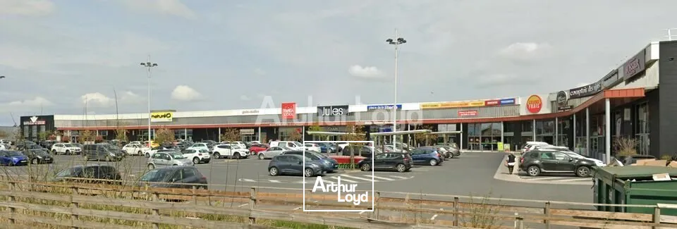 Locaux commerciaux - Location - CORMONTREUIL - 51350 - 330-330 - 7572426