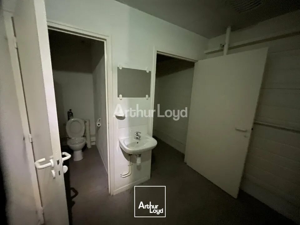 Locaux commerciaux - Location - CHÂLONS-EN-CHAMPAGNE - 51000 - 900-900 - 7572431