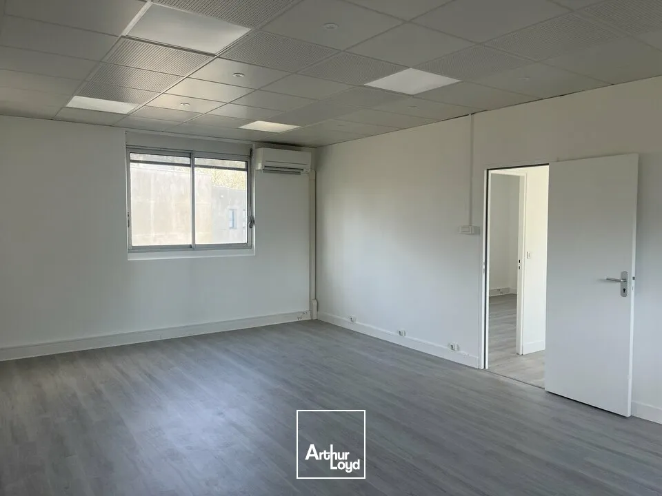 TOURS SUD - SAINT-AVERTIN LES GRANGES GALAND A10 - A LOUER 91 M² BUREAUX - 3 PARKINGS