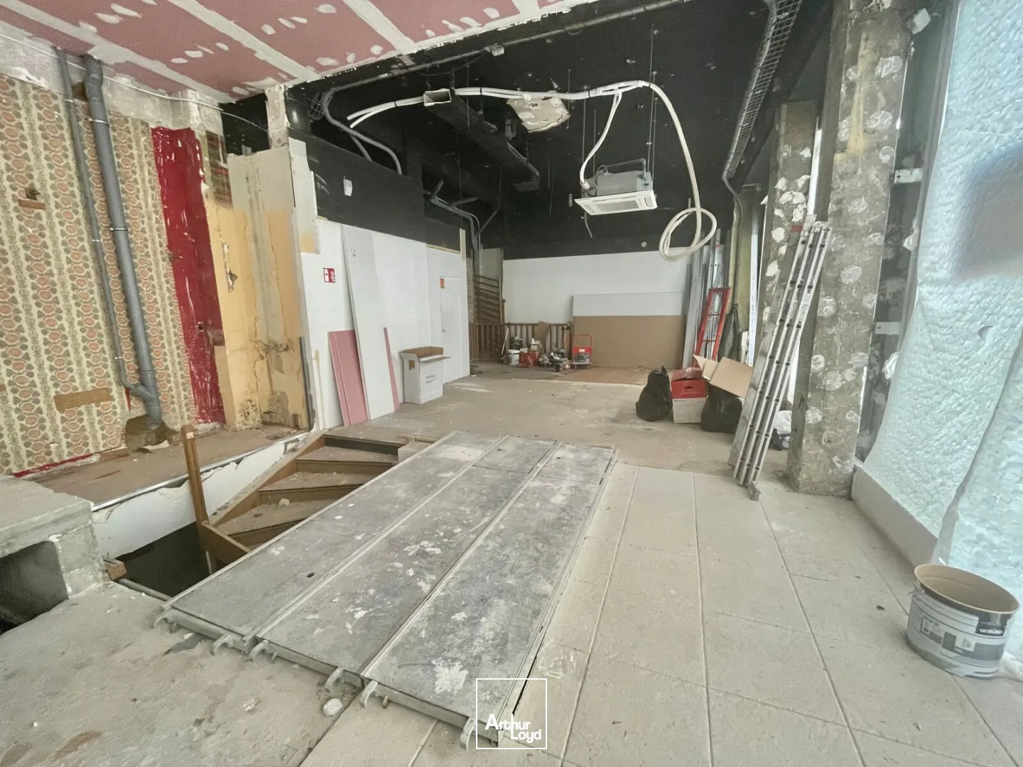 Locaux commerciaux à louer à ROUEN 76000