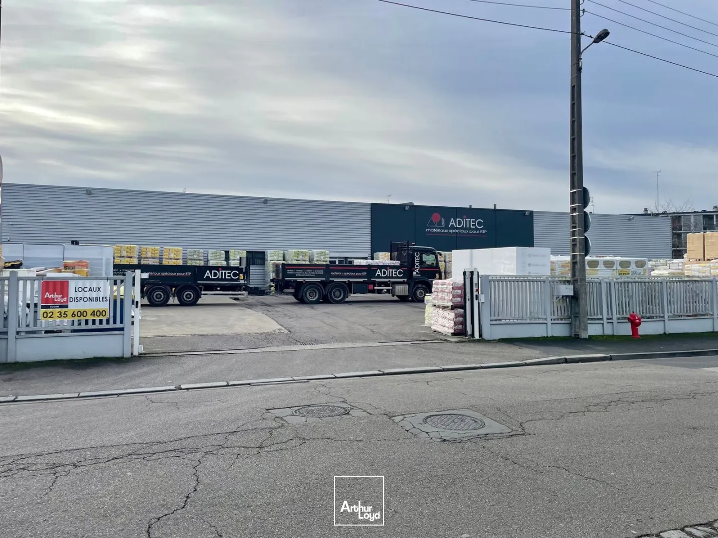 Locaux d'activité à louer à SOTTEVILLE LES ROUEN 76300