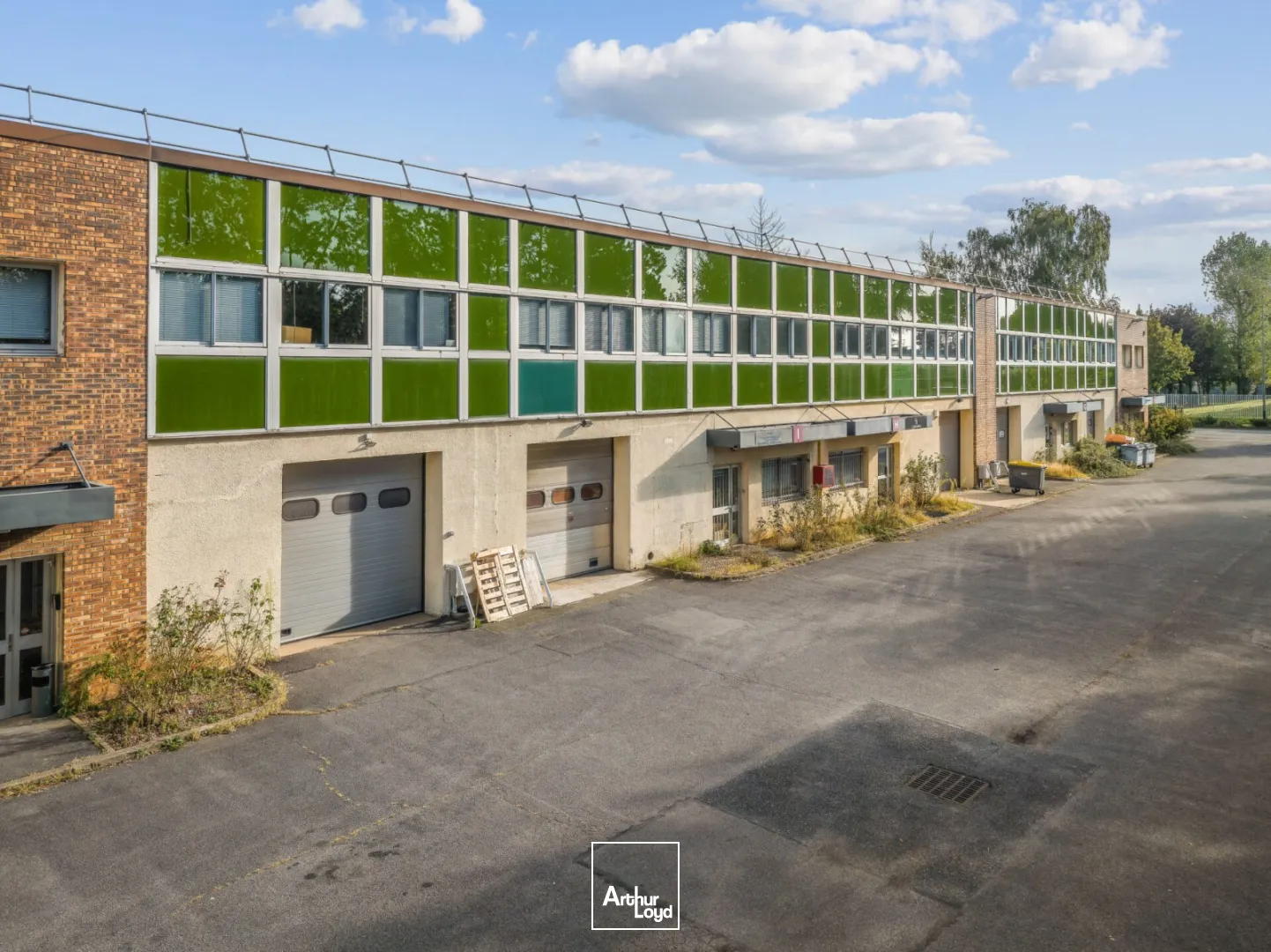 Locaux d'activité à louer à LES ULIS 91940