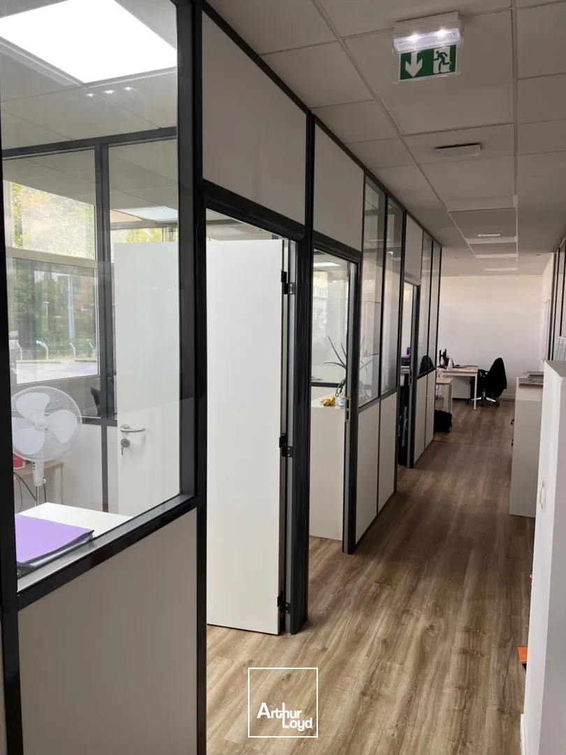 A LOUER RDC ACTIVITE AVEC ACCES LIVRAISON ET BUREAUX EN ETAGE