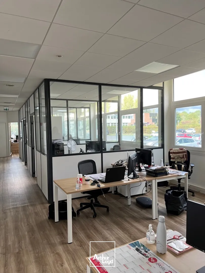 A LOUER RDC ACTIVITE AVEC ACCES LIVRAISON ET BUREAUX EN ETAGE