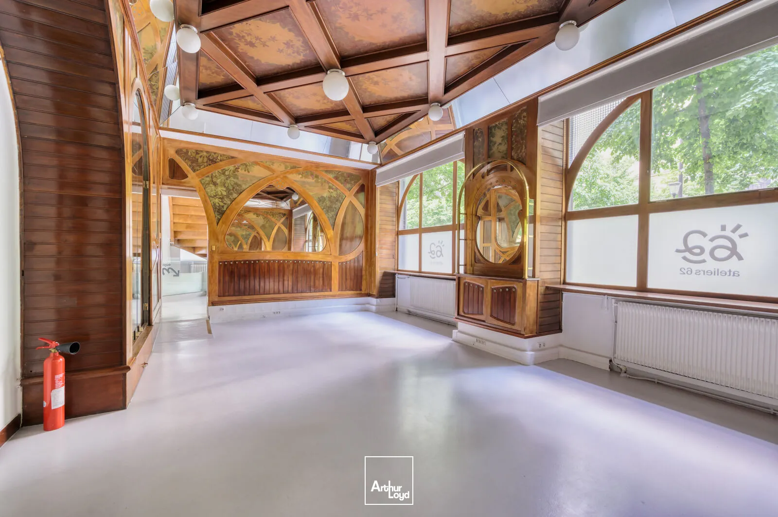 Bureaux de standing avec show-room à louer - Secteur Raspail Montparnasse/Luxembourg, excellente accessibilité