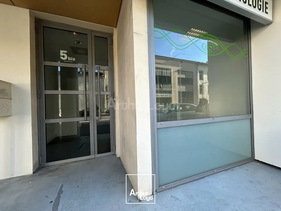 LOCAL COMMERCIAL à LOUER de 50 m²