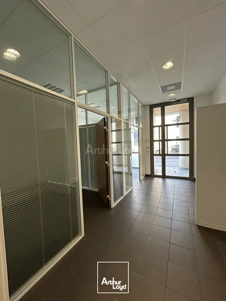 LOCAL COMMERCIAL à LOUER de 50 m²