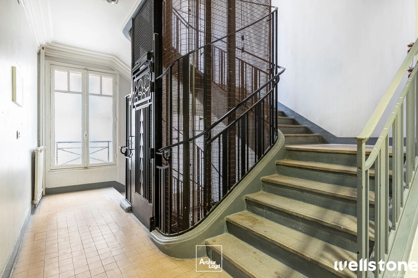 Bureaux à vendre à PARIS 75008