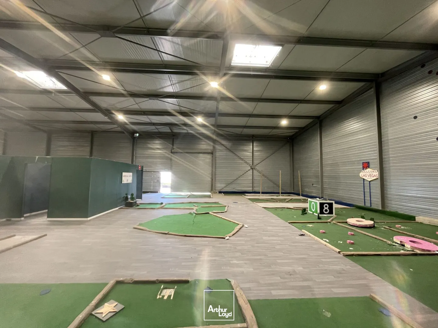 Béziers, LOCAL D'ACTIVITE A LOUER de 1&nbsp;000 m2 - Accessibilité immédiate A9, visibilité stratégique et prestations techniques