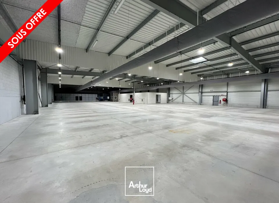 Bâtiment industriel ou logistique urbaine à SOYAUX