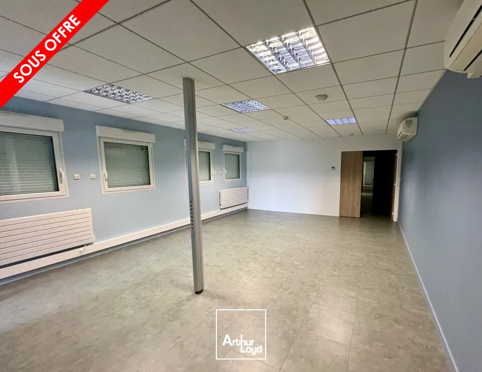 Bâtiment industriel ou logistique urbaine à SOYAUX