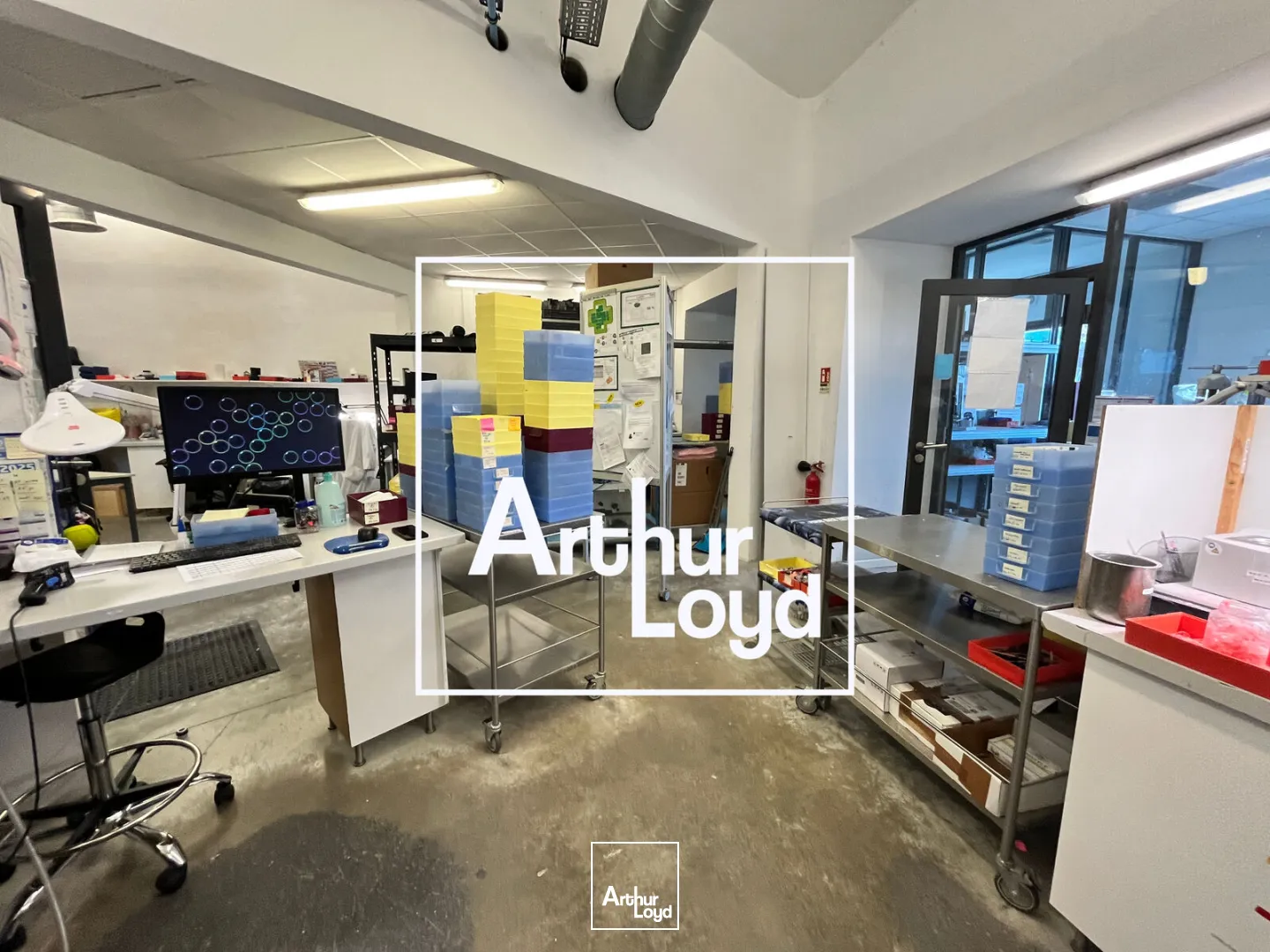 Immeuble mixte d'exception 734 m² - proximité Nîmes