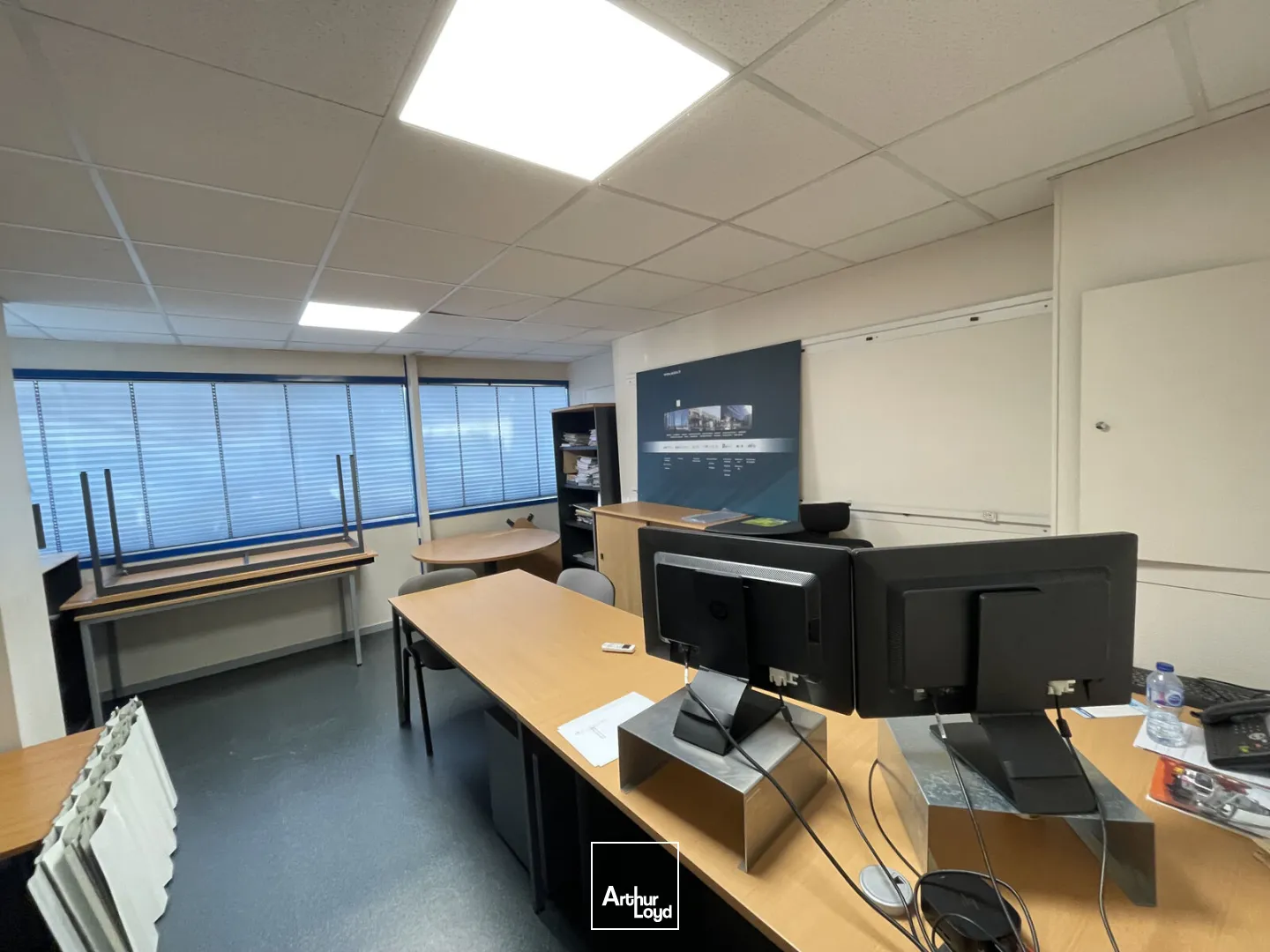 BÂTIMENT INDÉPENDANT DE BUREAUX À VENDRE-311 M²-SAINT HERBLAIN