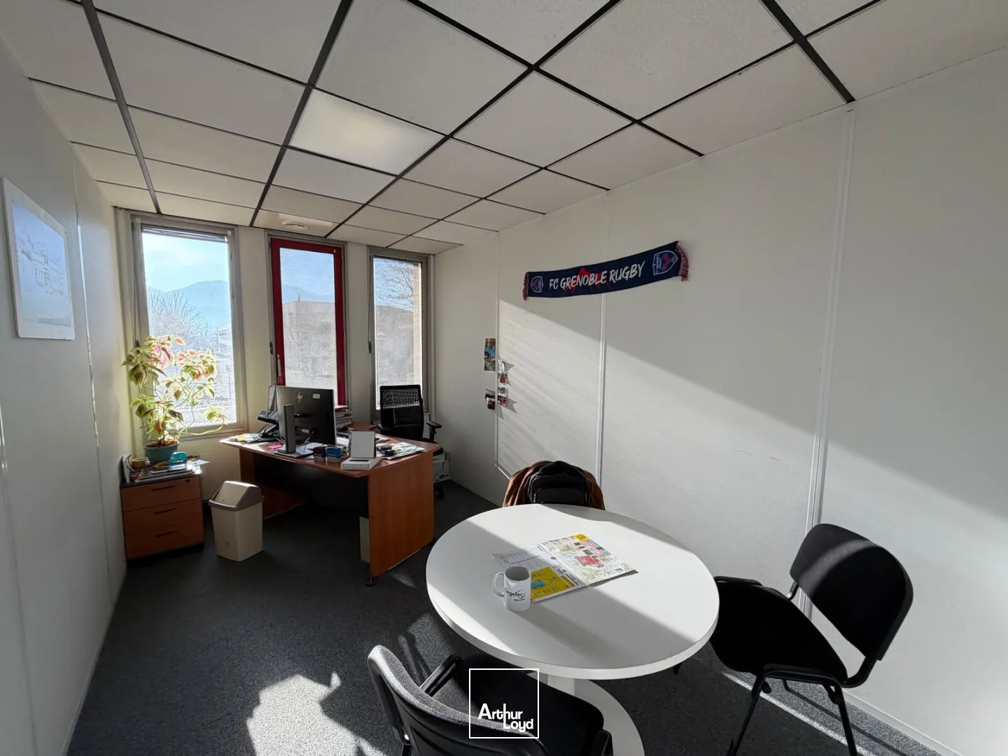 BUREAUX A LOUER - MEYLAN 138 m²