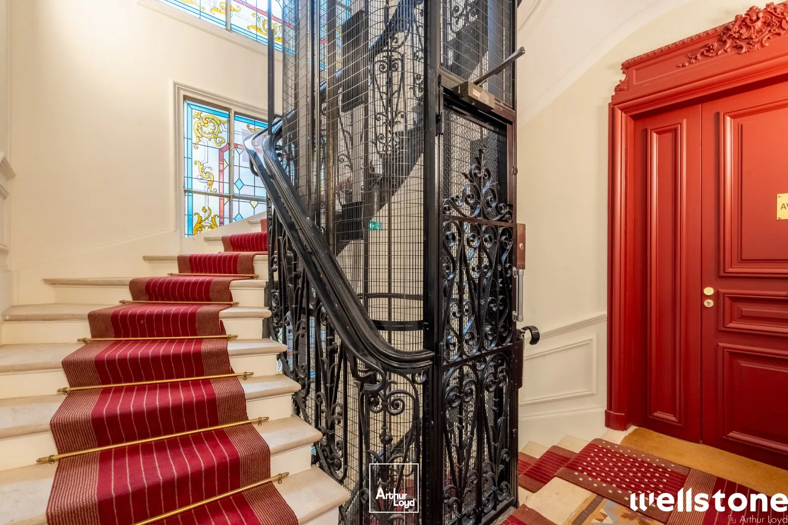 Bureaux à louer à PARIS 75008