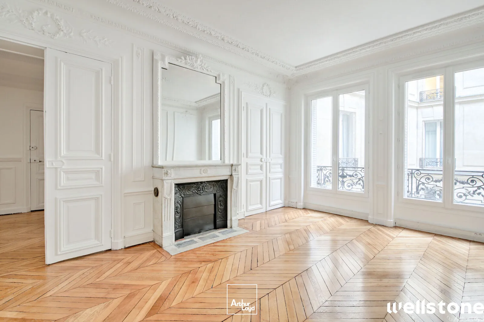 Bureaux à louer à PARIS 75008