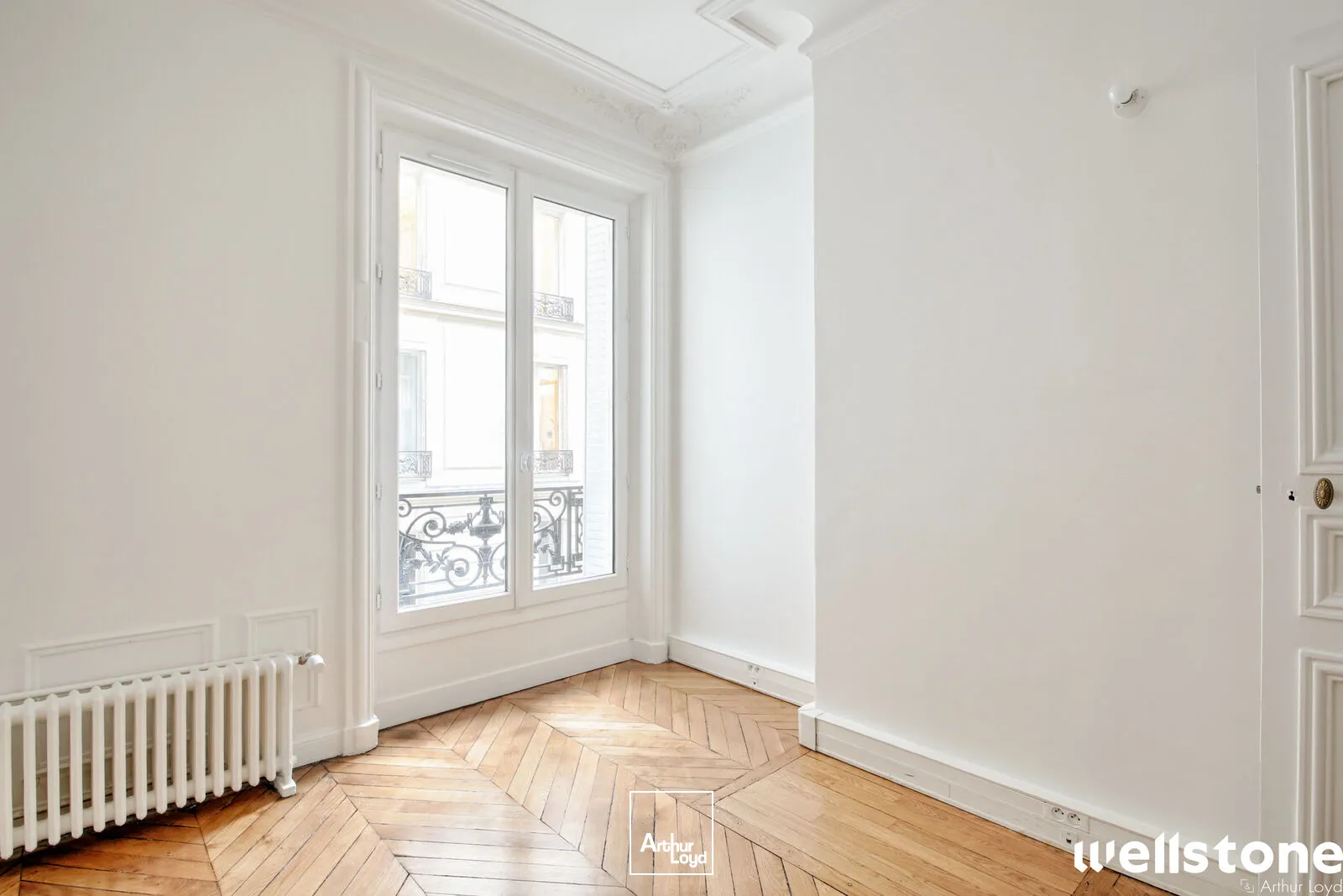 Bureaux à louer à PARIS 75008