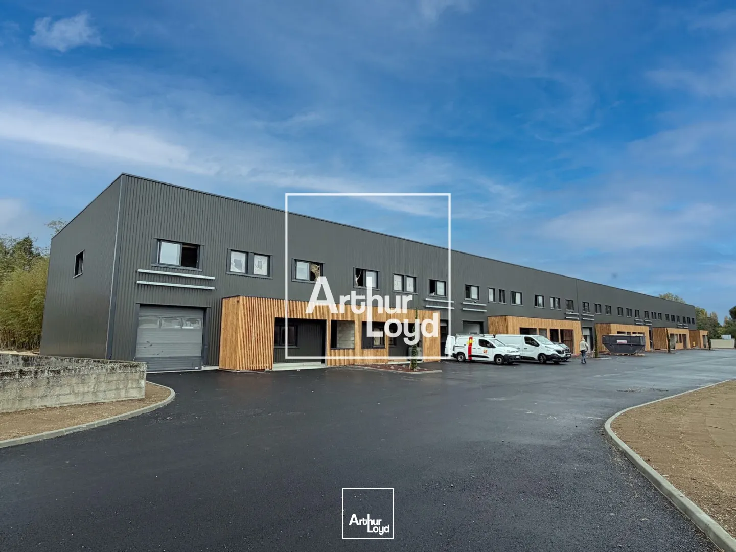 LOCAUX D'ACTIVITÉ NEUFS À LOUER - TOULOUSE LAUNAGUET