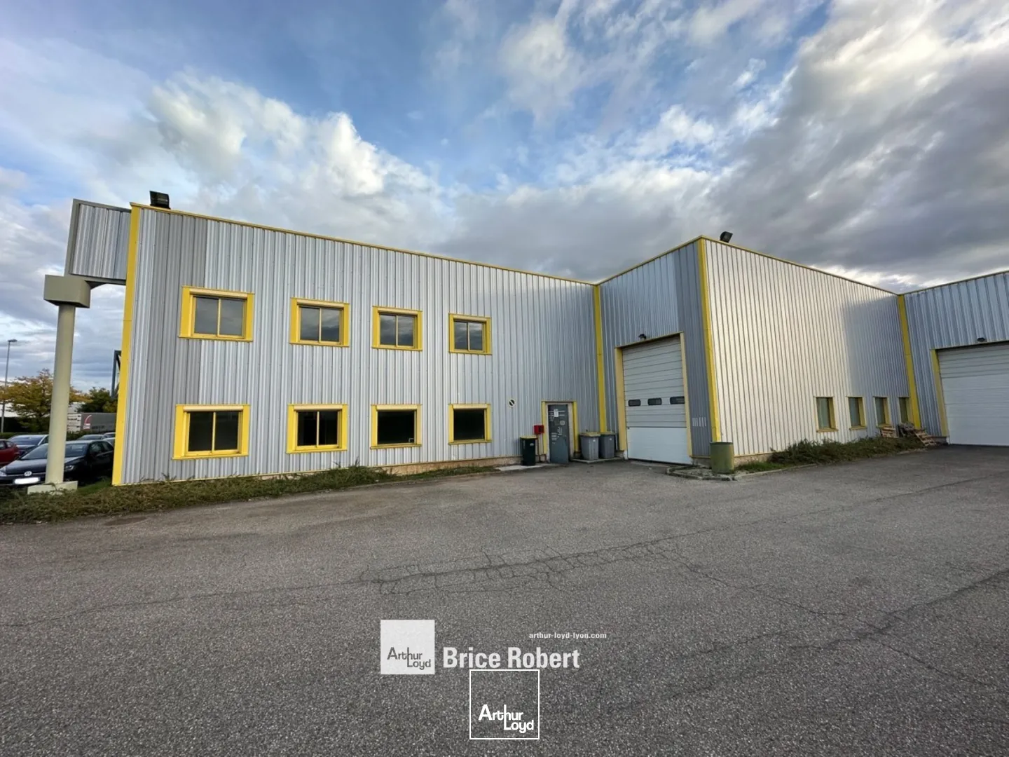 A vendre - bâtiment d'activité - mixte - Genas