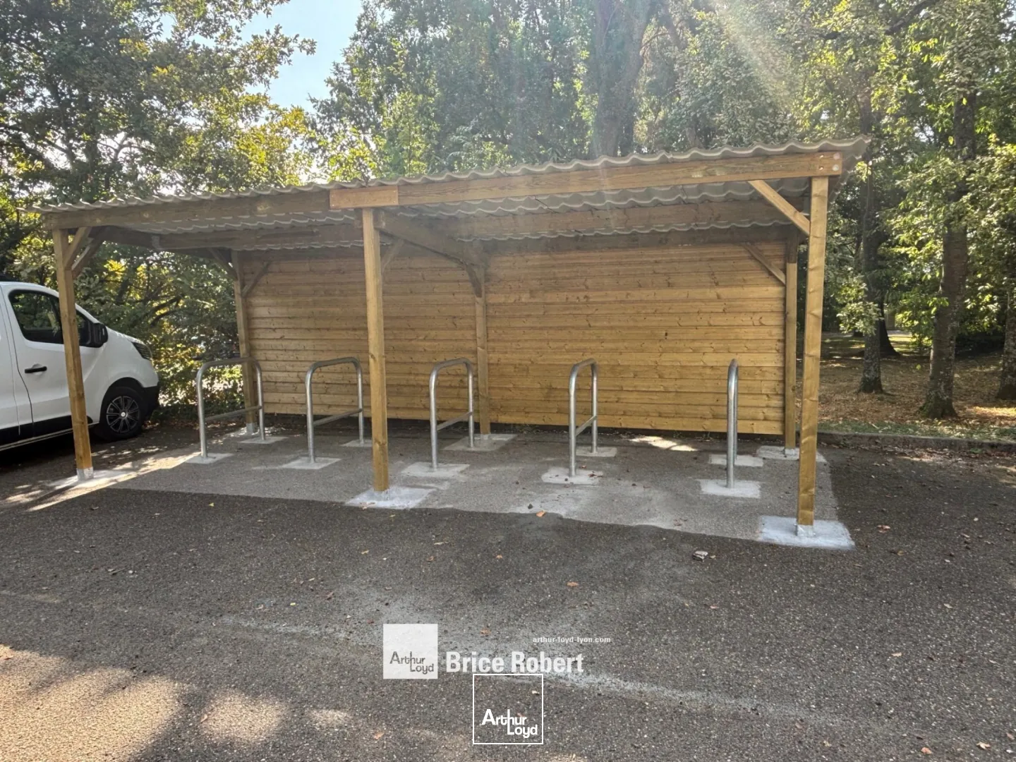 A louer - MILEWAY PARKS - Bureaux rénovés techlid - Limonest