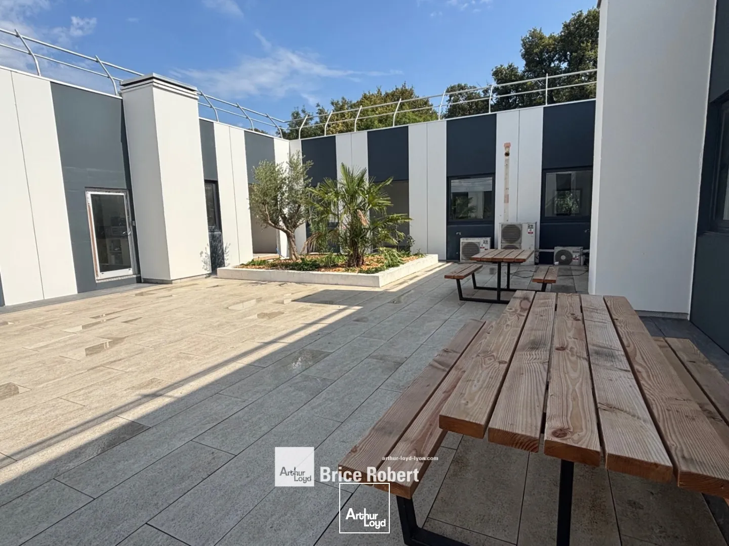 A louer - MILEWAY PARKS - Bureaux rénovés techlid - Limonest