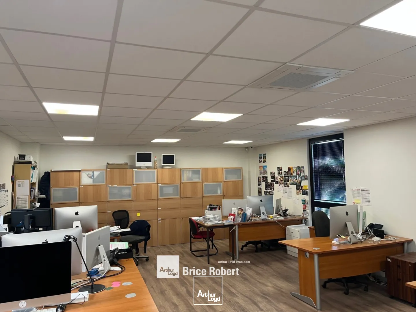 A vendre - Local d'activités - Situé dans un parc récent - Meyzieu