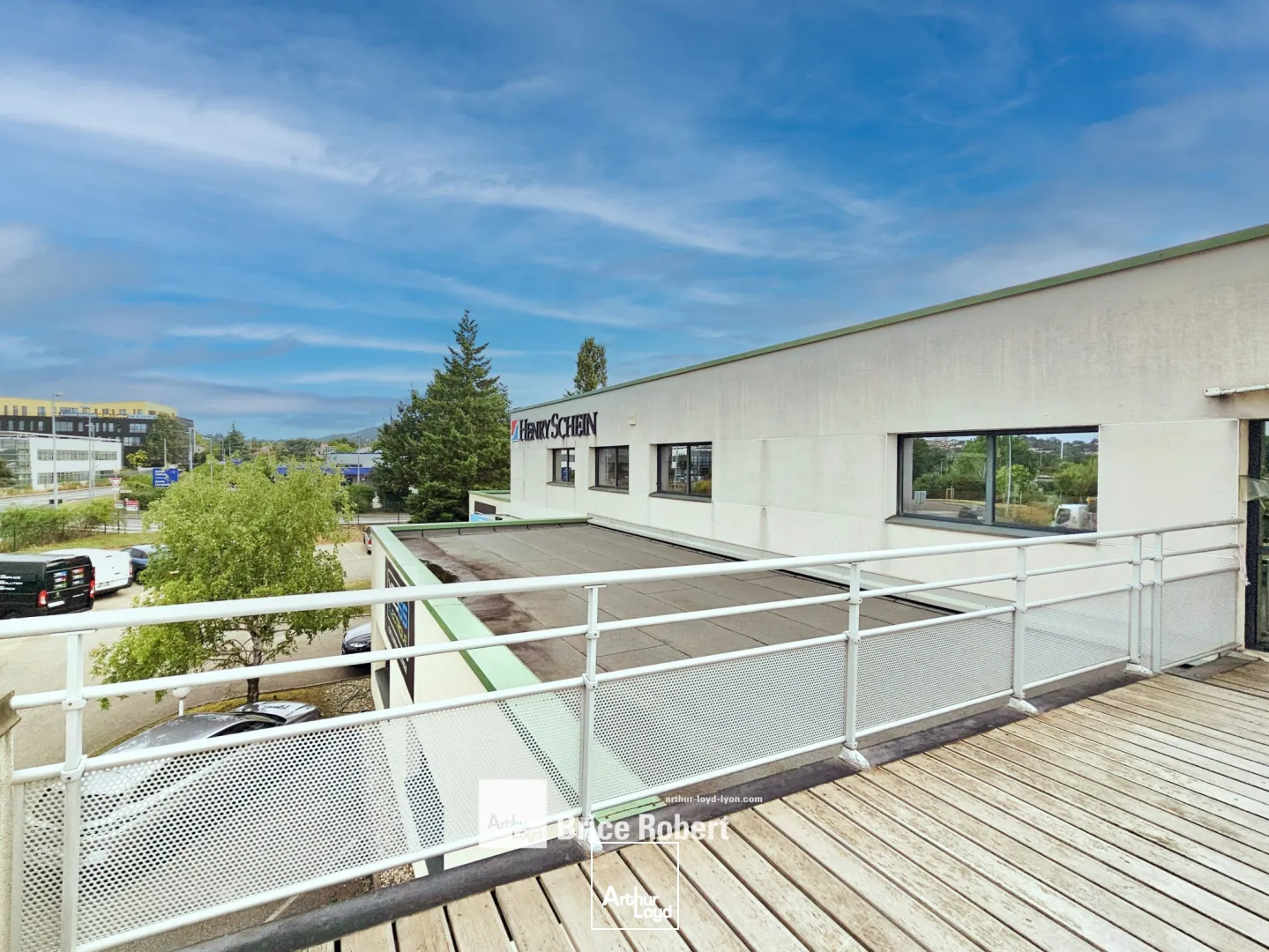 A louer - Bureaux avec entrepôt - Limonest