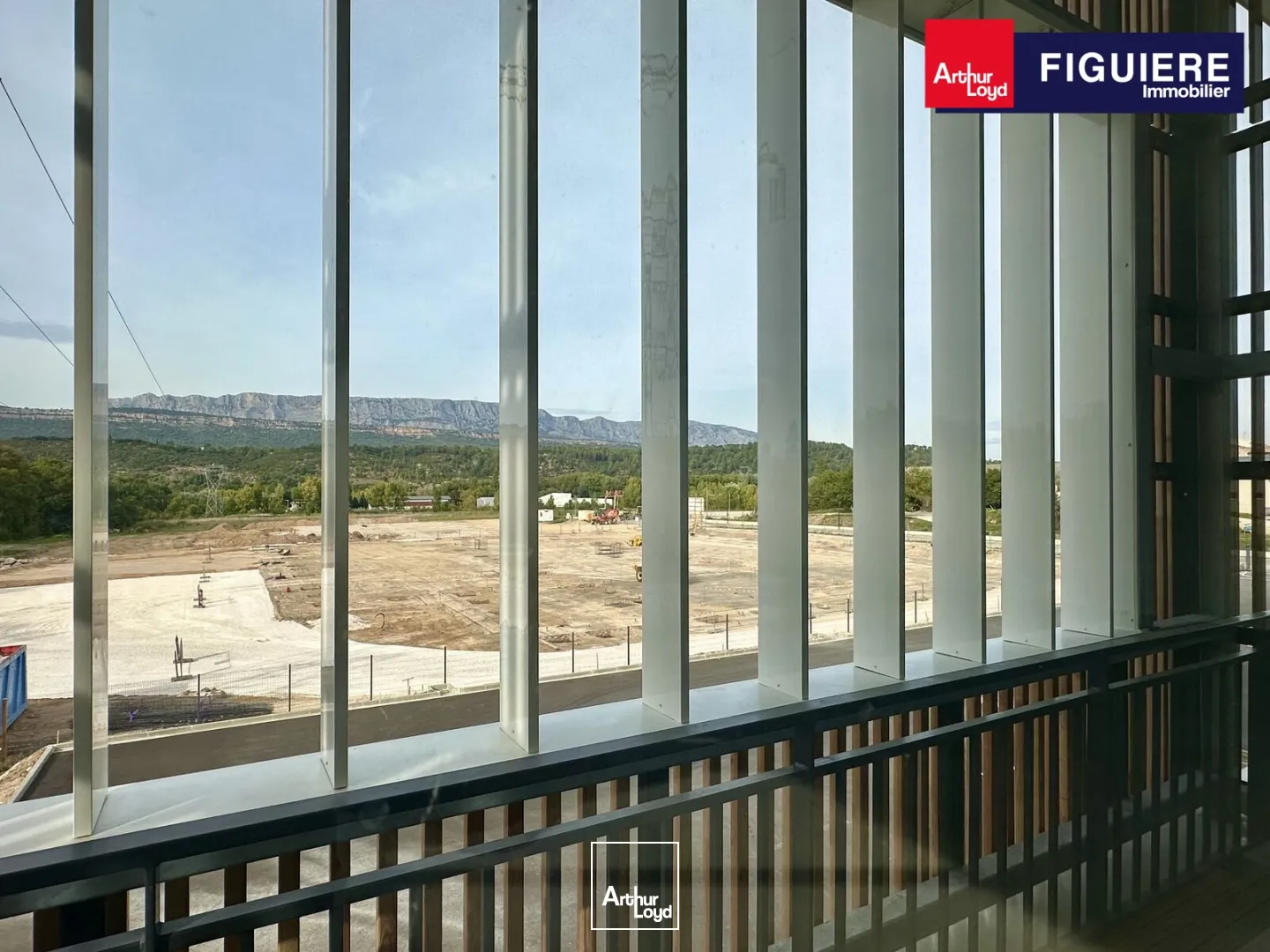 DERNIER LOT DISPONIBLE - Programme neuf de locaux d'activités à vendre sur ROUSSET