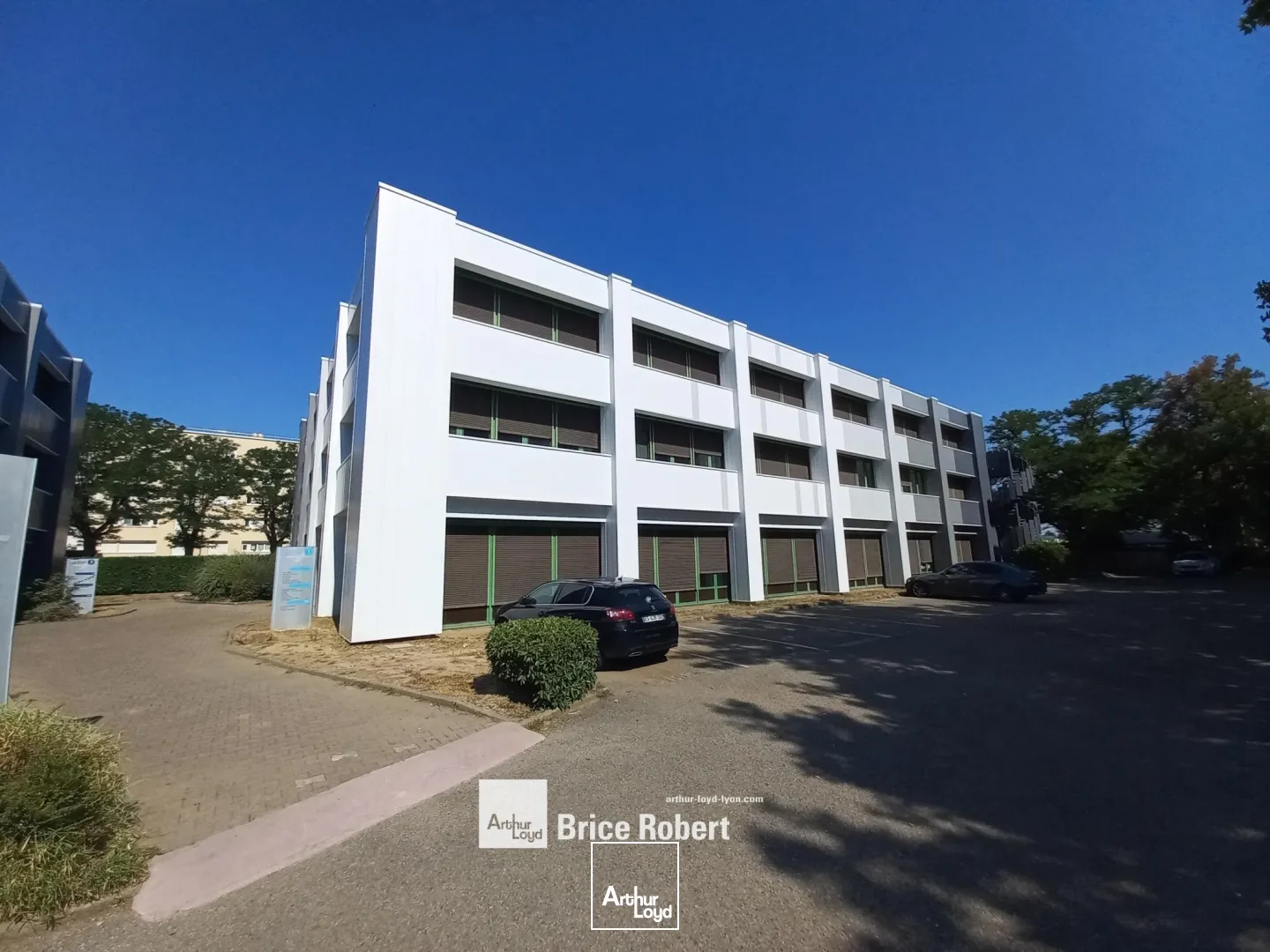 A louer - L'ATRIUM - Bureaux lumineux - Bron 