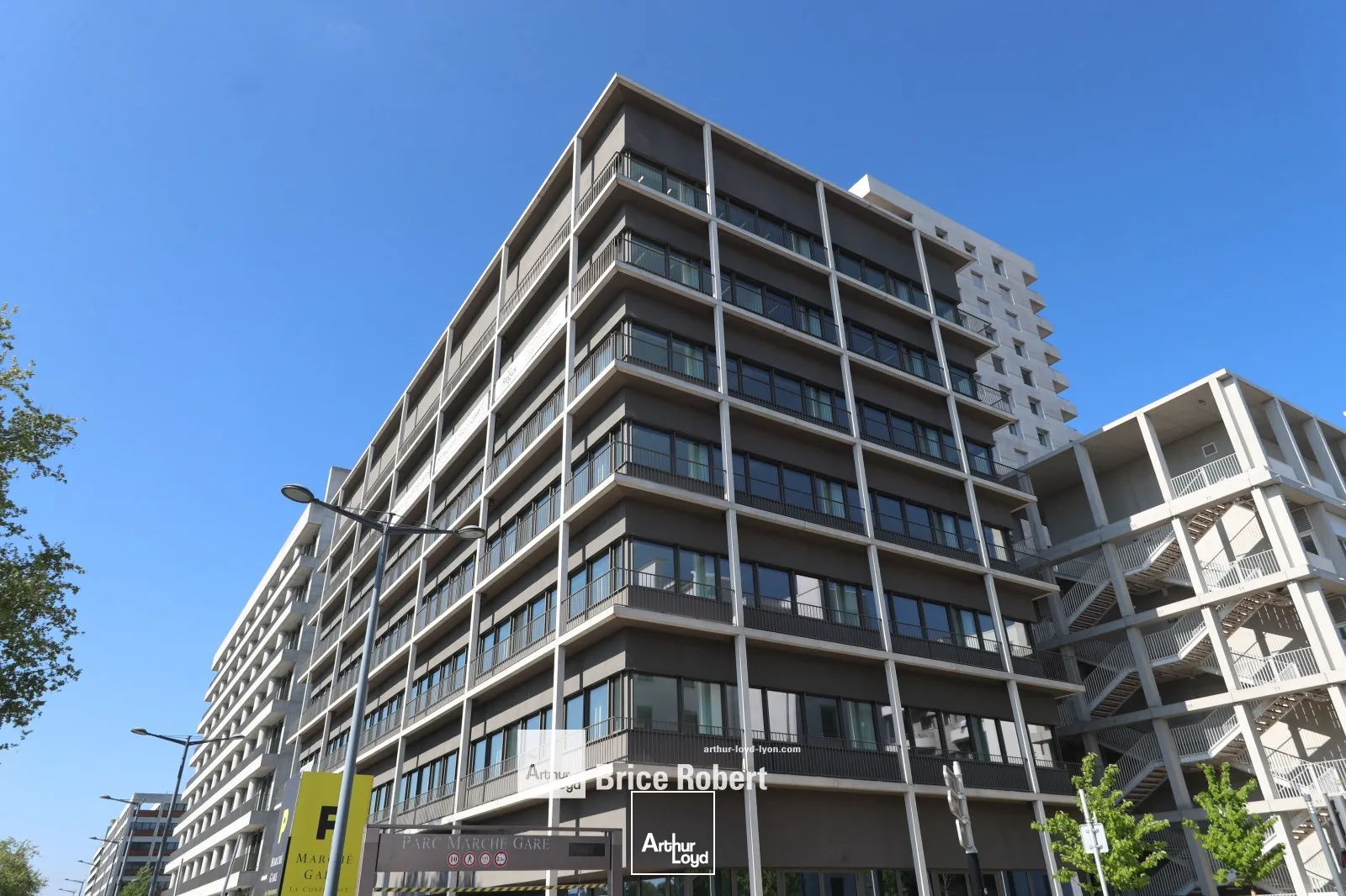 A louer - PYLOTE - Bureaux neufs à Confluence - Lyon 2ème