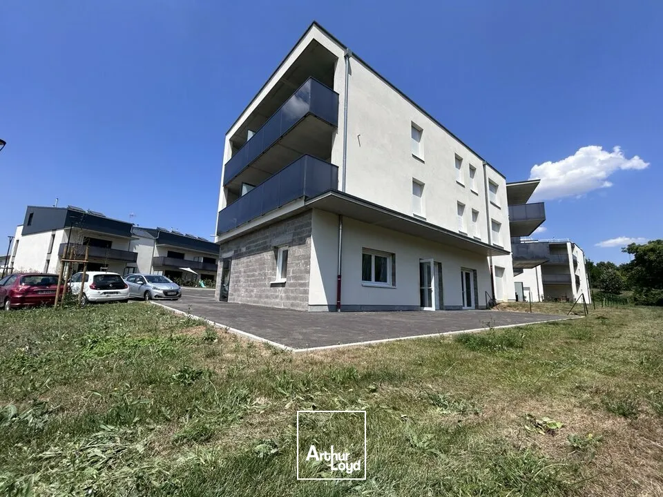 LOCAL COMMERCIAL à LOUER de 120 m²