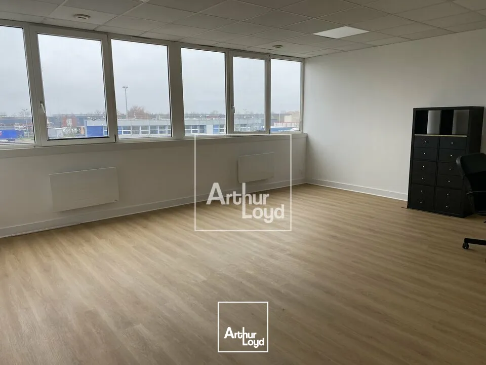 BUREAUX RENOVES MOISSY CRAMAYEL