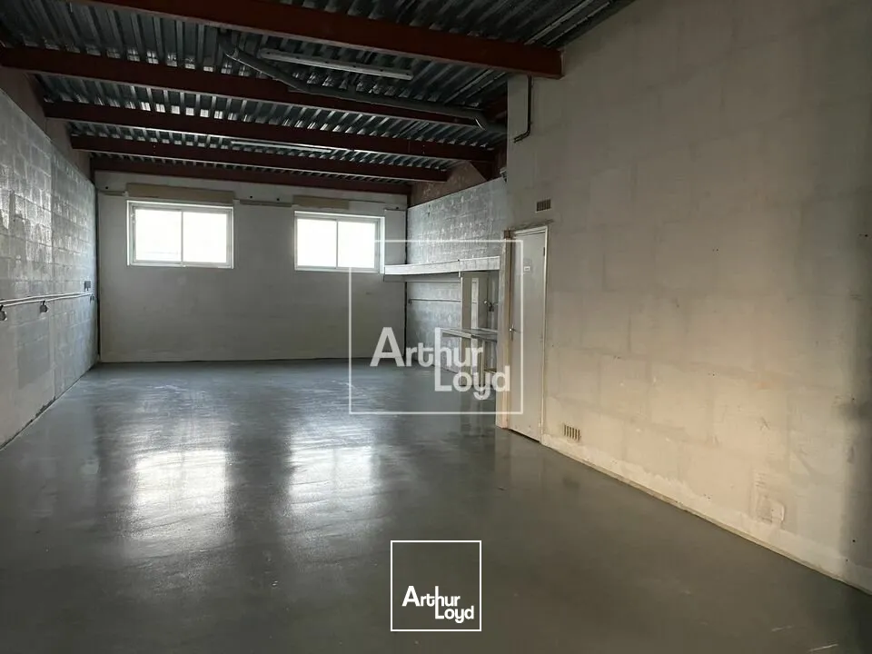 A LOUER LOCAL - LISSES