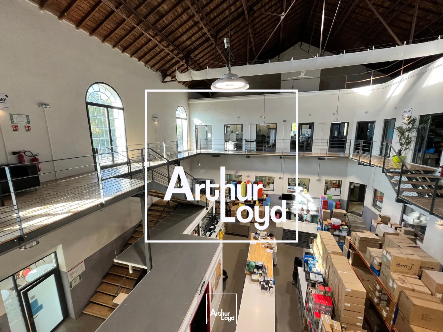 Locaux d'activité & Entrepôts - Location - CONGENIES - 30111 - 287-734 - 7576359