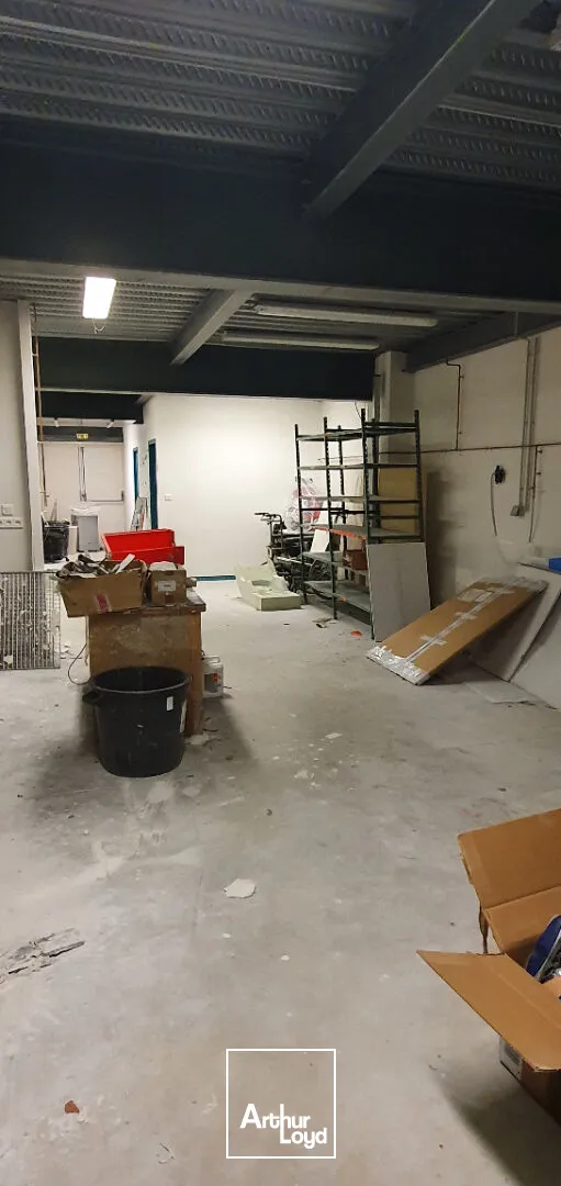 A VENDRE - LIMOGES secteur Chenieux - bureaux de 825 m² avec parking