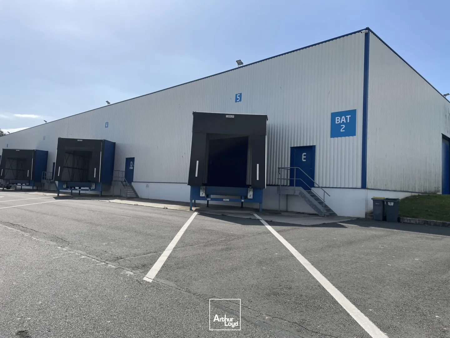 Artoipole Arras - Bâtiment avec quais- A louer