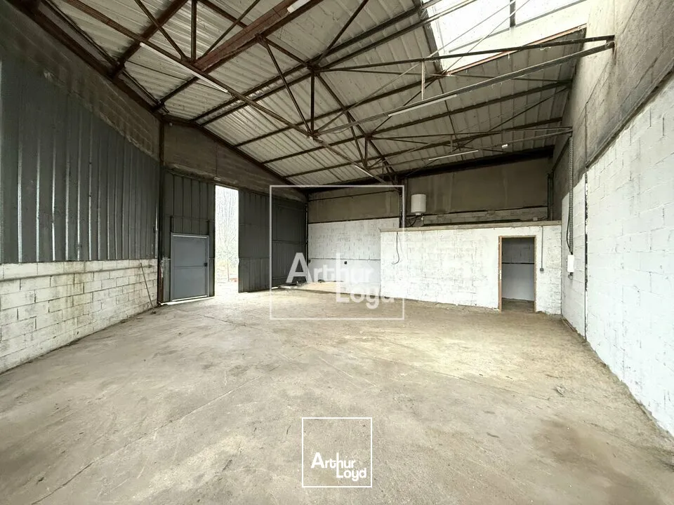 Petite cellule de stockage à la location