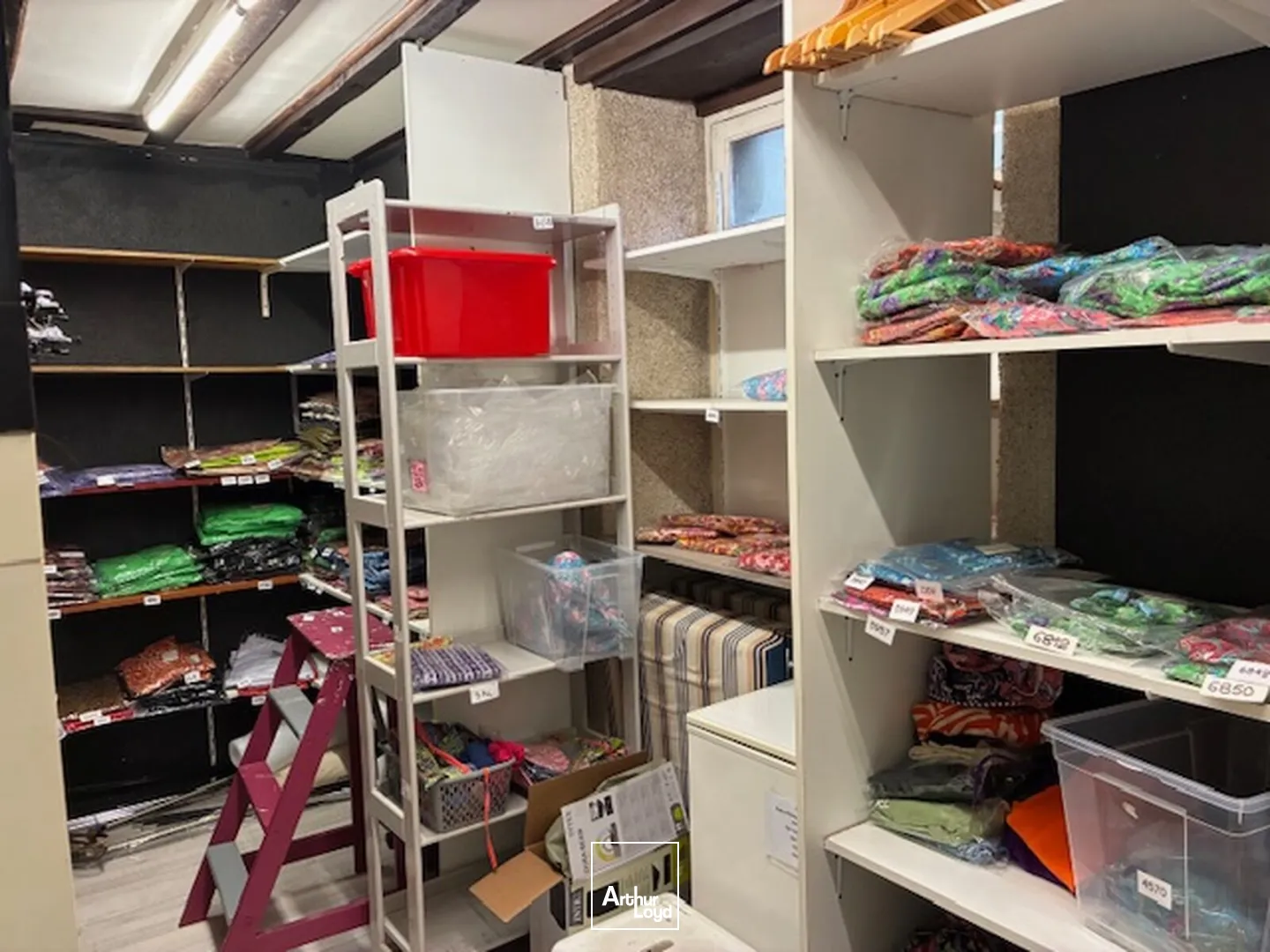 A LOUER LOCAL COMMERCIAL DE 70M2 DANS GUÉRANDE INTRAMUROS