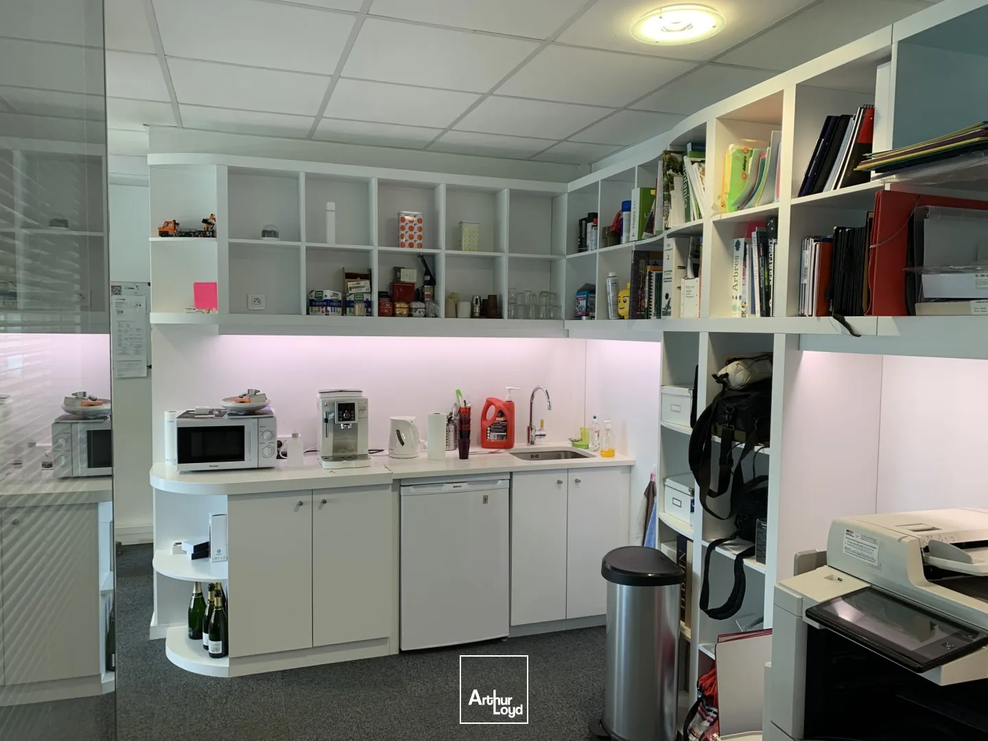 BUREAUX A VENDRE - EUROPARC - CHANTRERIE - 115 M² - PMR