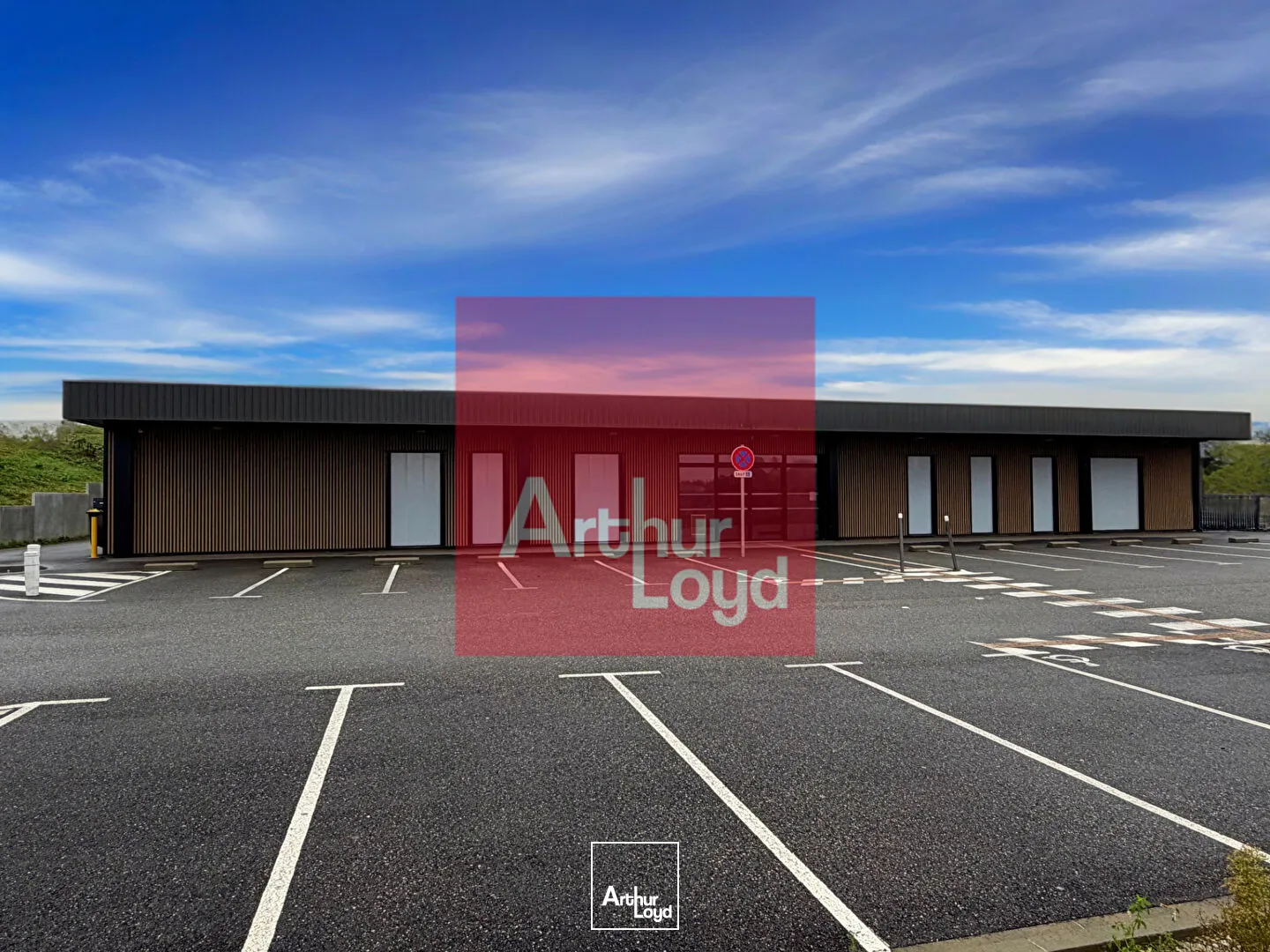 Local d'activité 600 m² aménagé ZAC Le Rouge Foulayronnes
