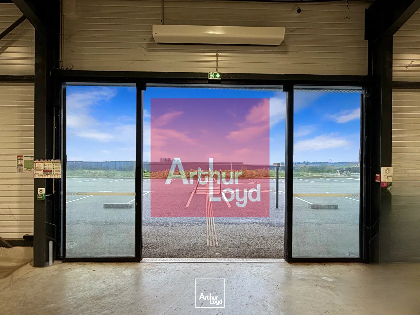 Local d'activité 600 m² aménagé ZAC Le Rouge Foulayronnes