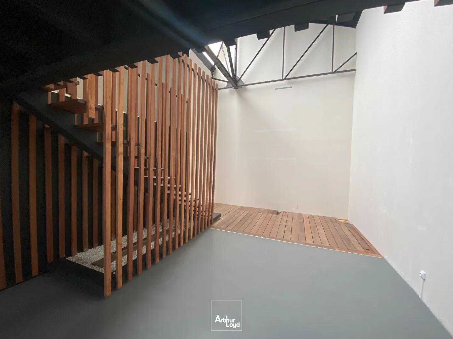 Locaux commerciaux - Location - LA ROCHELLE - 17000 - 160-160 - 7577949