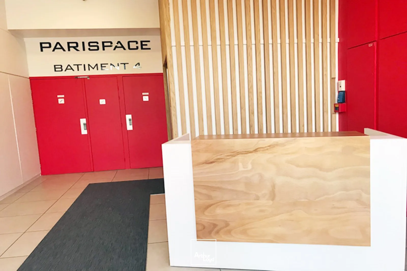 Surfaces de bureaux rénovées à Gennevilliers