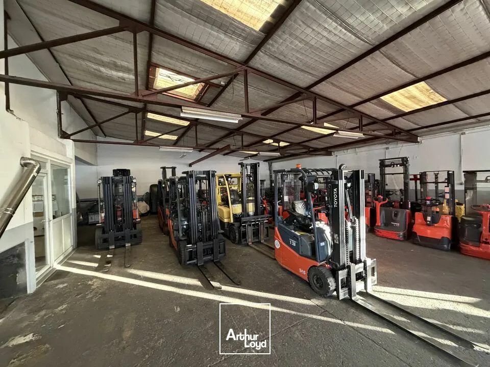 Locaux d'activité & Entrepôts - Location - VALENCE - 26000 - 332-332 - 7578493