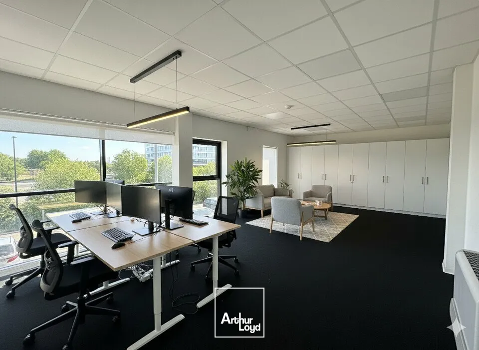 BUREAUX à LOUER de 385 m²