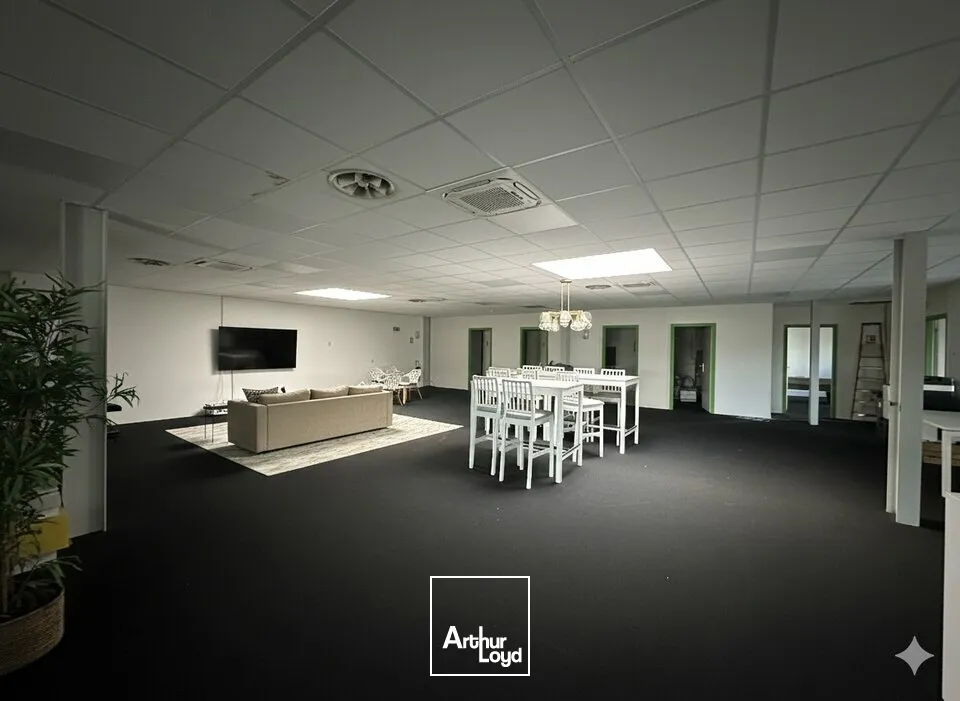 BUREAUX à LOUER de 385 m²